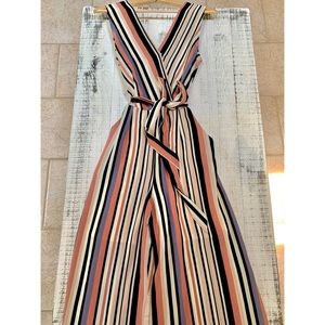 Jumpsuit with POCKETS!